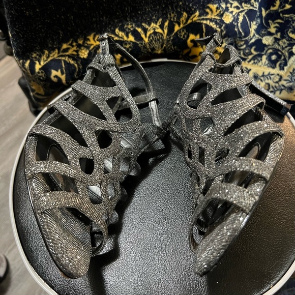 Mootsies tootsies grey sparkle heel - Picture 3 of 4